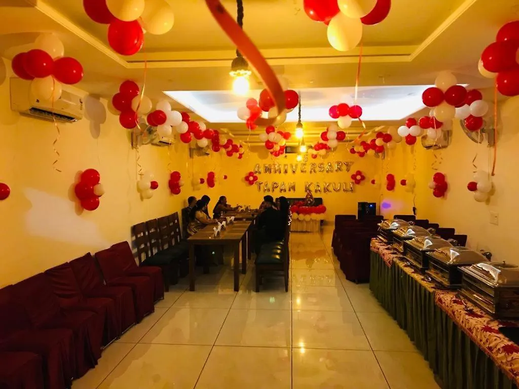 Hotel Wisteria -Main Highway Hotel Zirakpur